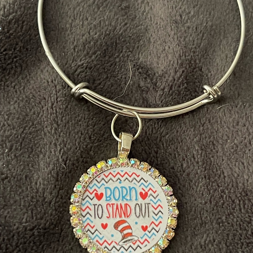 Silver Bracelet with 'Born to Stand Out' Pendant - Picture 1 of 1